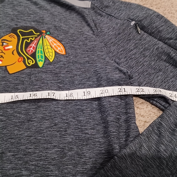 Men's Chicago Blackhawks 1/4 zip lightweight pullover Size L - Picture 4 of 9